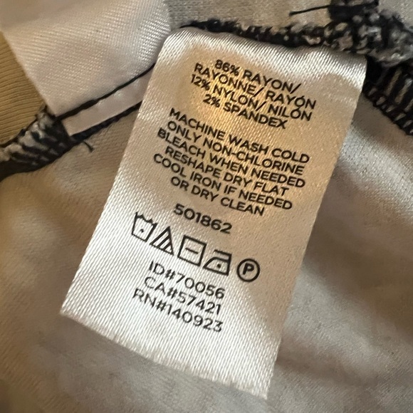 LOFT Blue and White A-line Mini Skirt for Casual Night Out - Picture 4 of 4